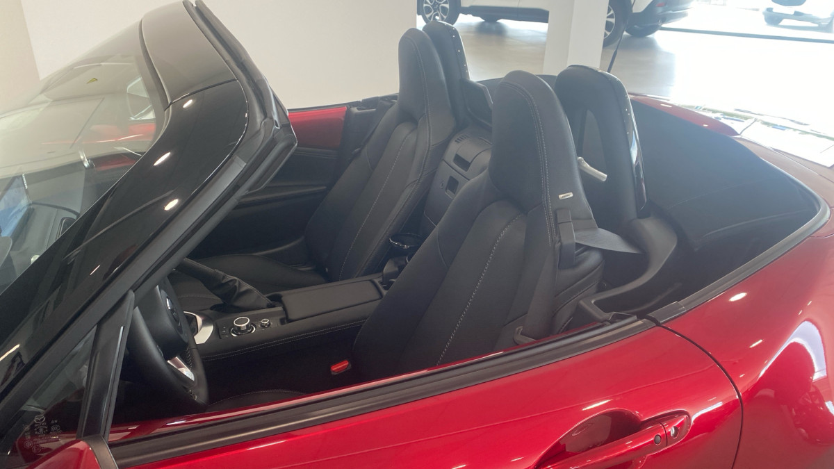 MAZDA MX5