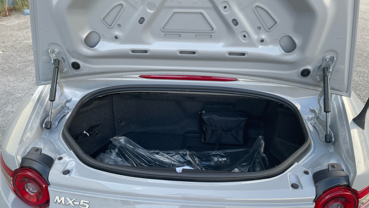 MAZDA MX5