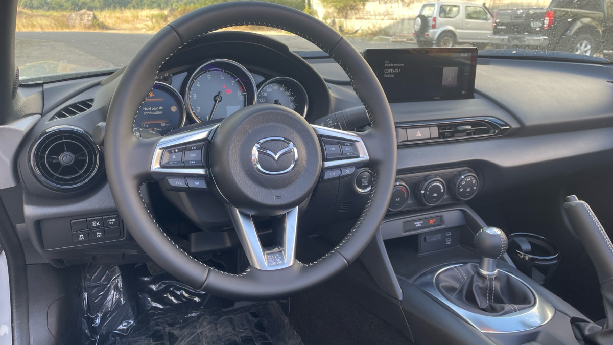 MAZDA MX5