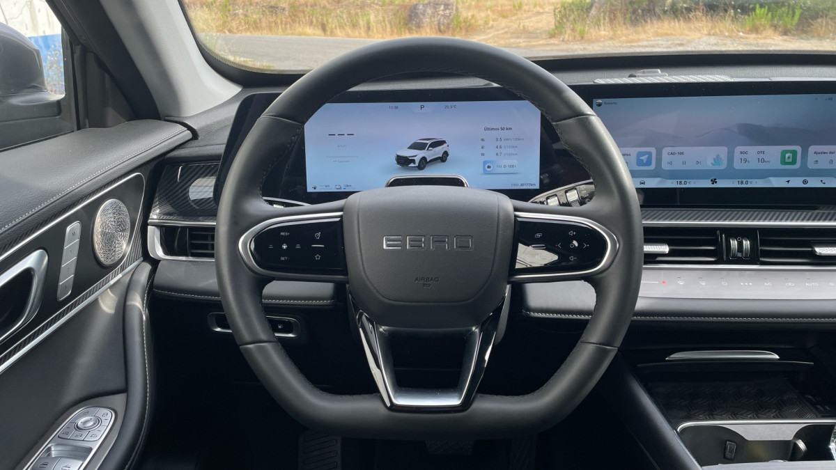 EBRO S700 PHEV