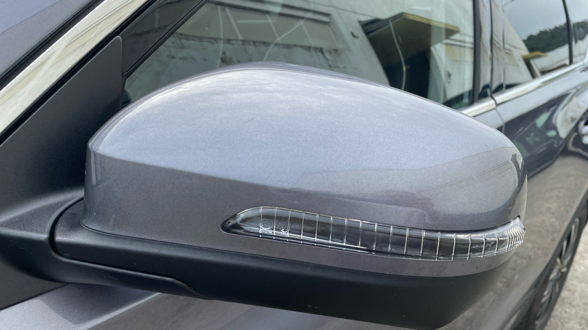 EBRO S700 PHEV
