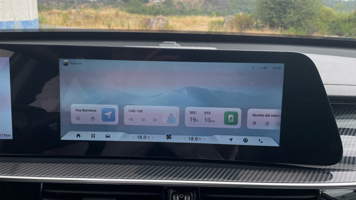 EBRO S700 PHEV