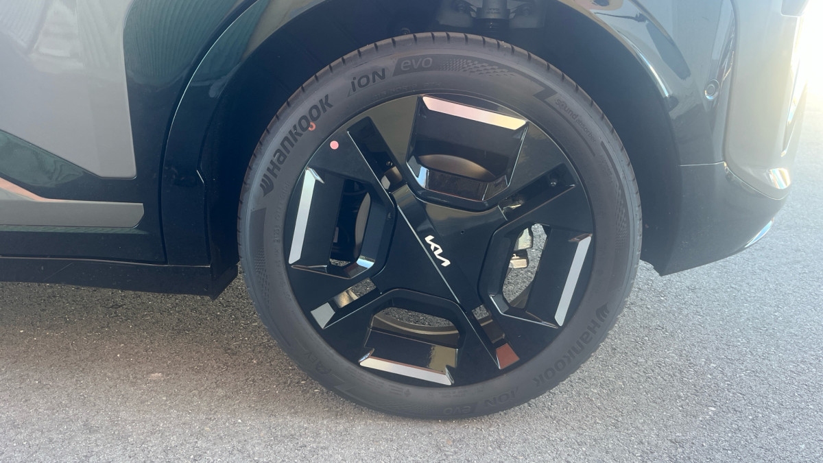 KIA EV3