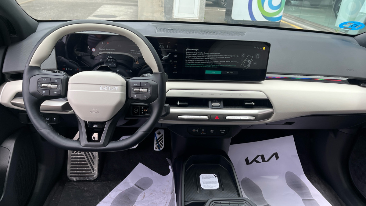 KIA EV4