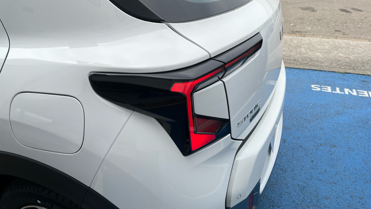 KIA STONIC