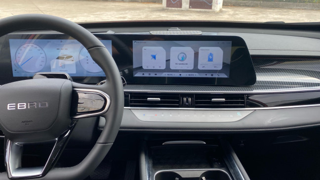 EBRO S700 PHEV