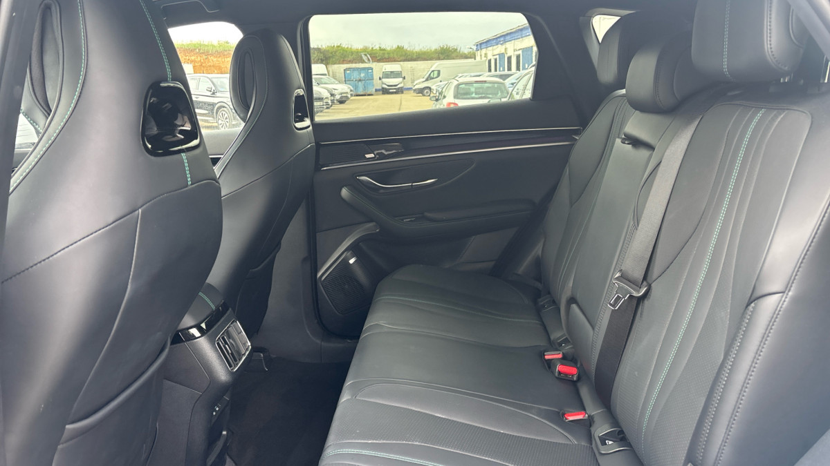BYD SEAL U DM-i
