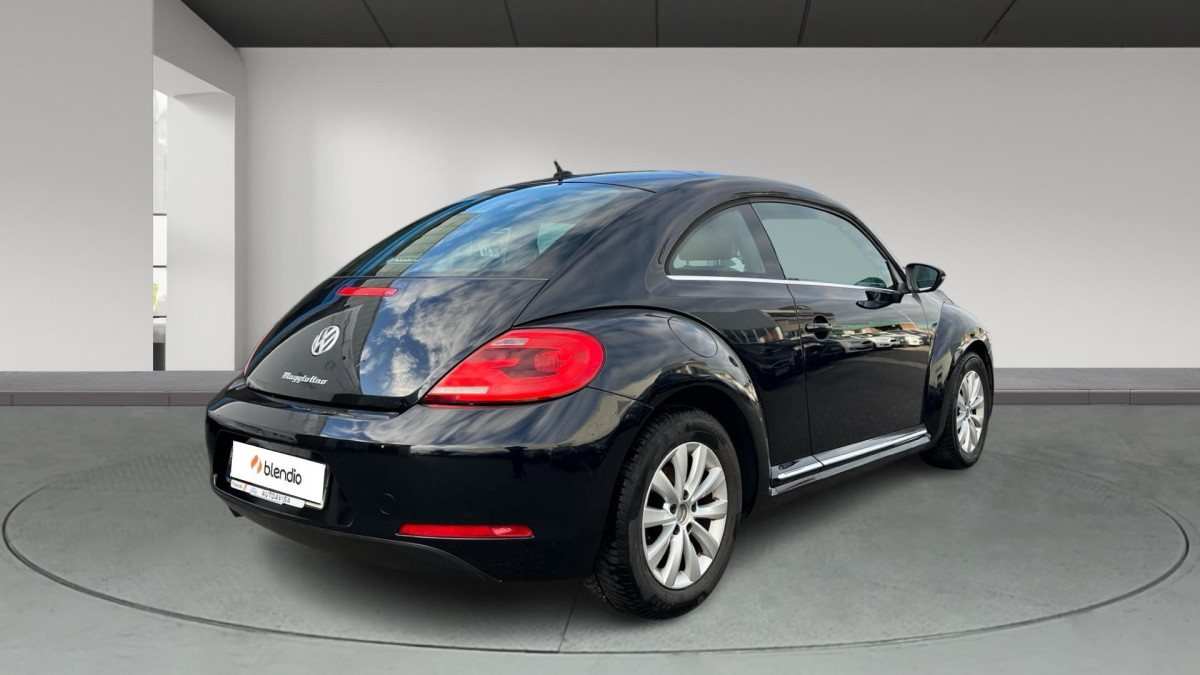 VOLKSWAGEN BEETLE