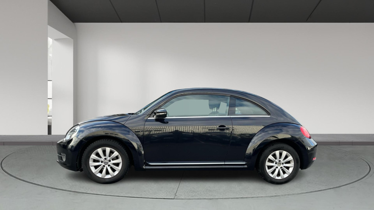 VOLKSWAGEN BEETLE