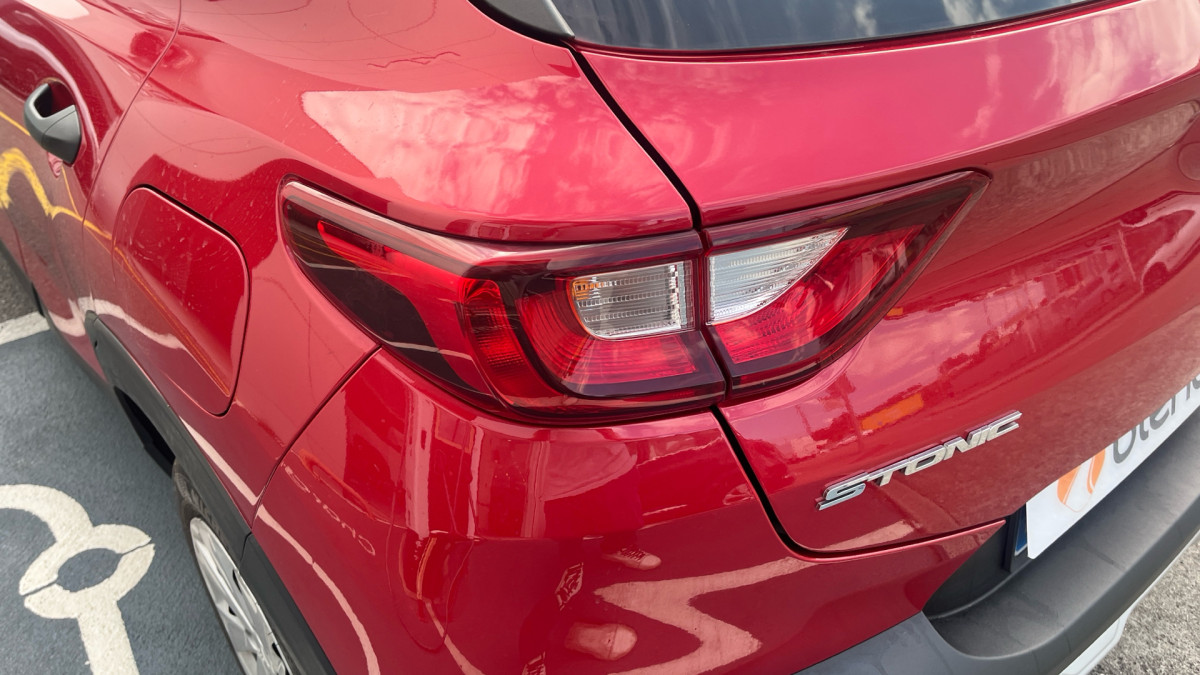 KIA STONIC