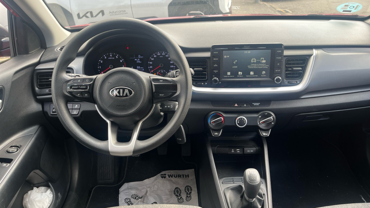 KIA STONIC