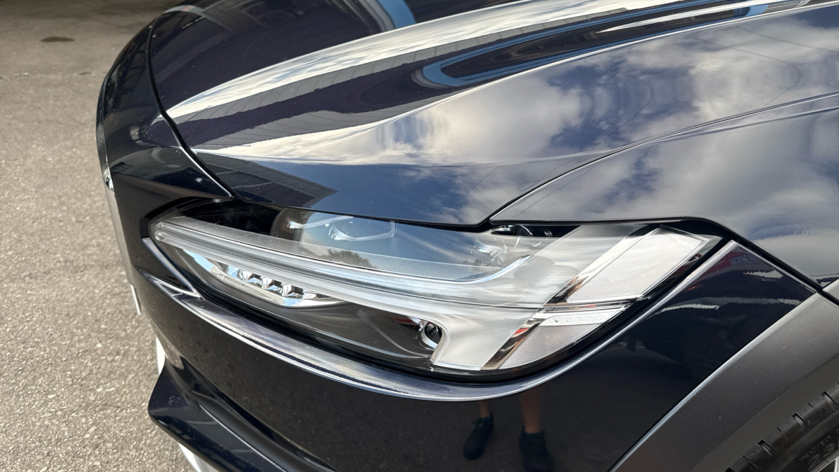 VOLVO V90 CROSS COUNTRY