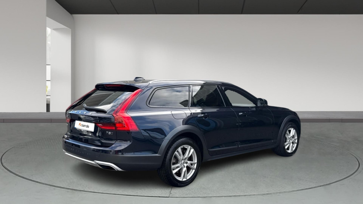 VOLVO V90 CROSS COUNTRY