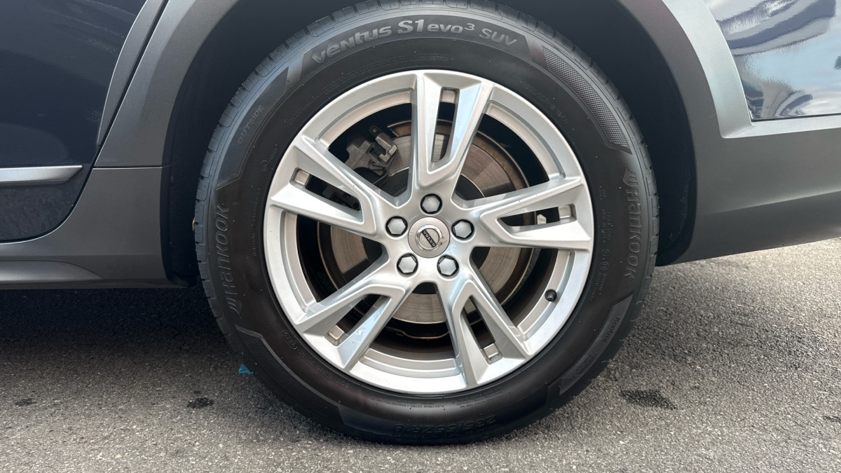 VOLVO V90 CROSS COUNTRY