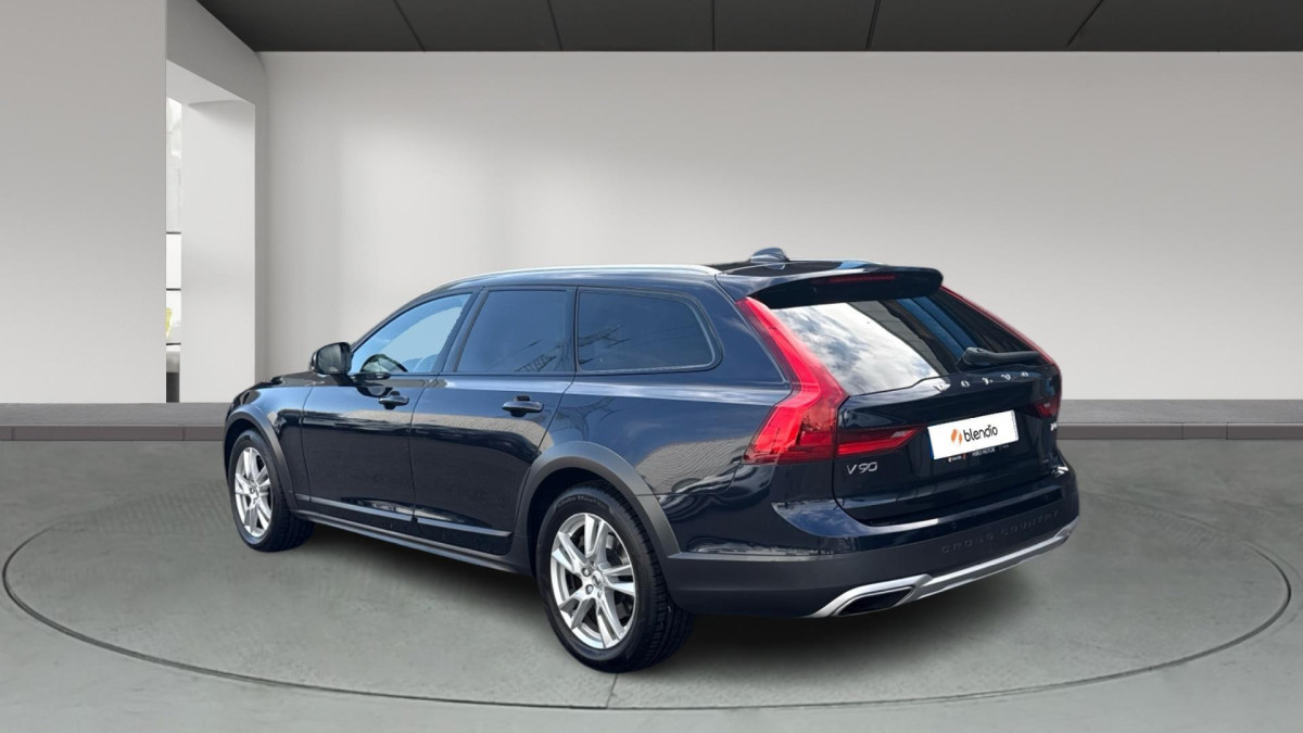 VOLVO V90 CROSS COUNTRY