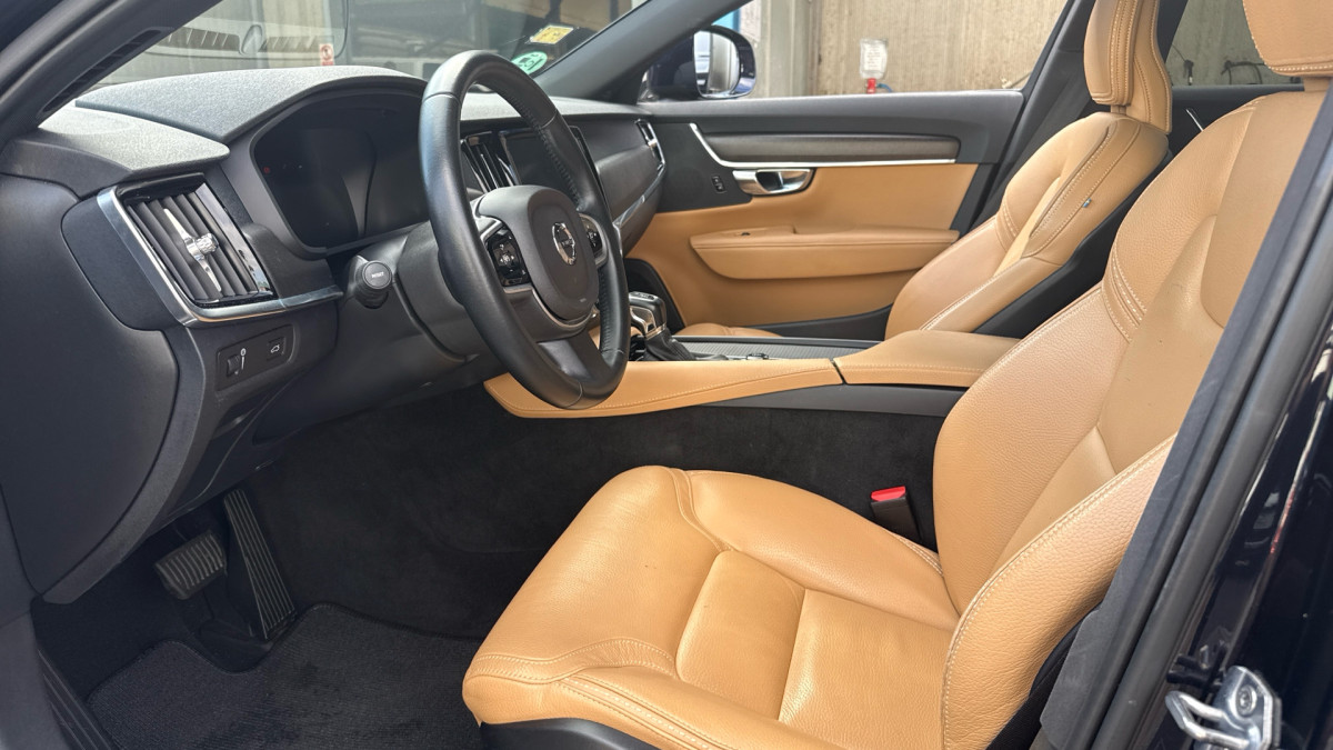 VOLVO V90 CROSS COUNTRY