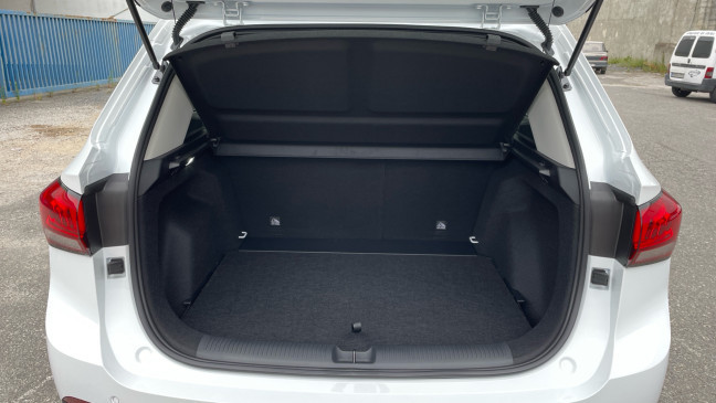 MG ZS HYBRID+