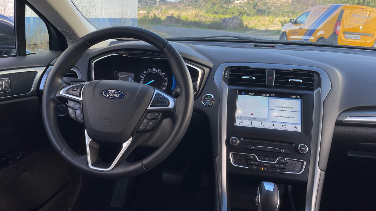 FORD MONDEO