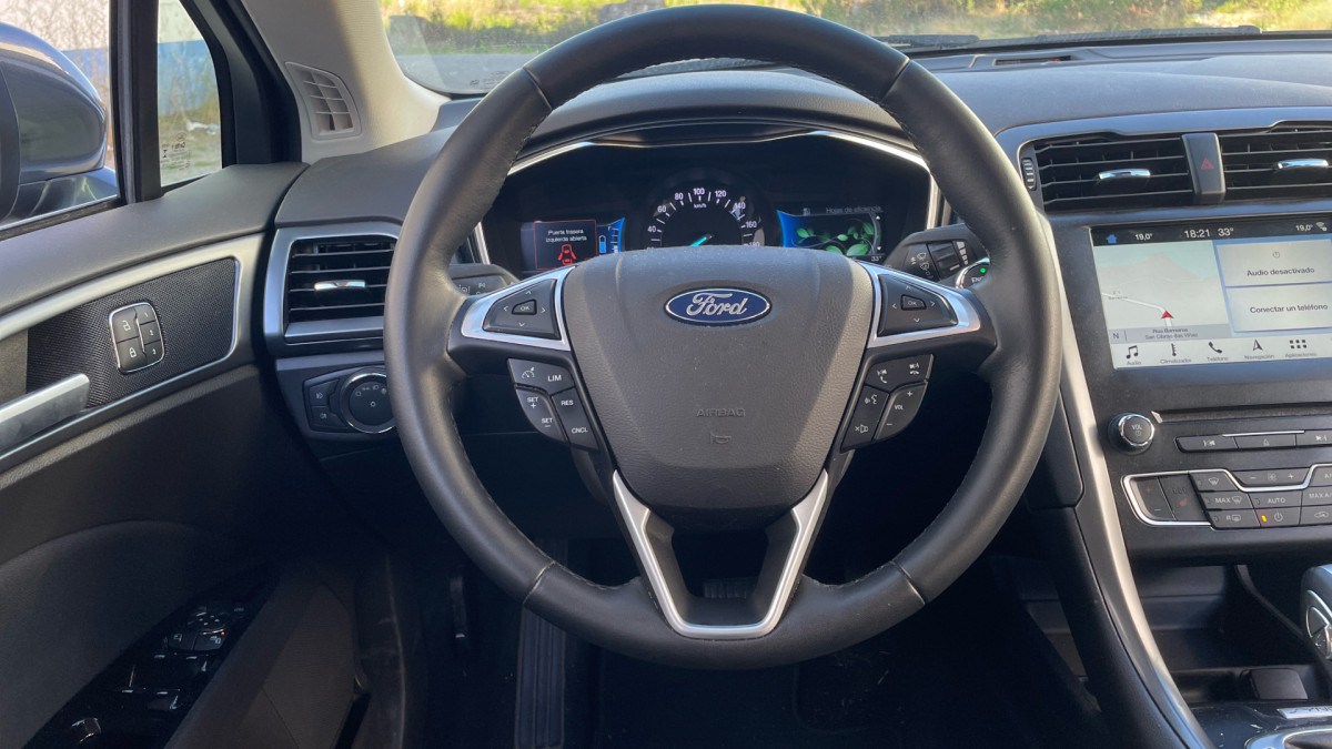 FORD MONDEO