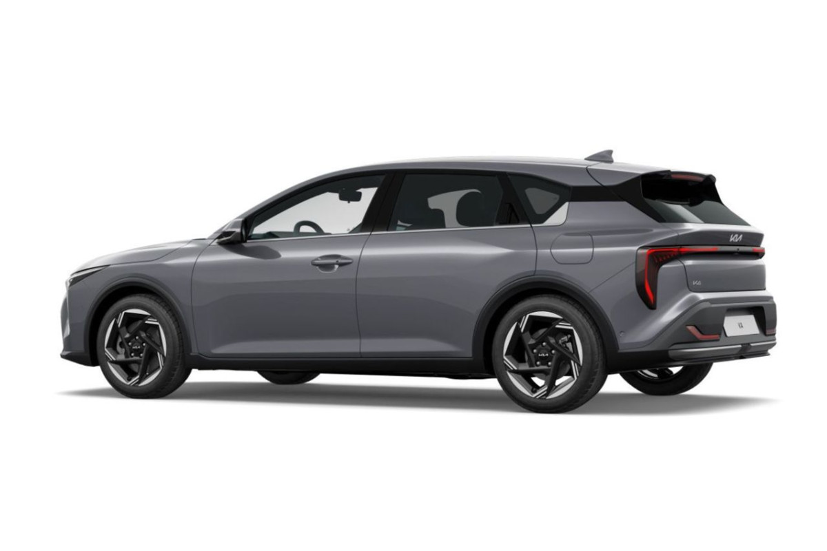 KIA K4
