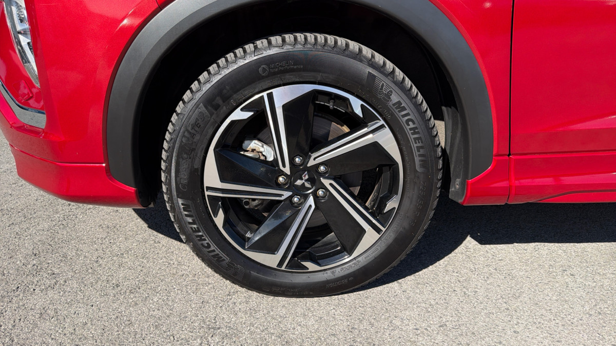 MITSUBISHI ECLIPSE CROSS