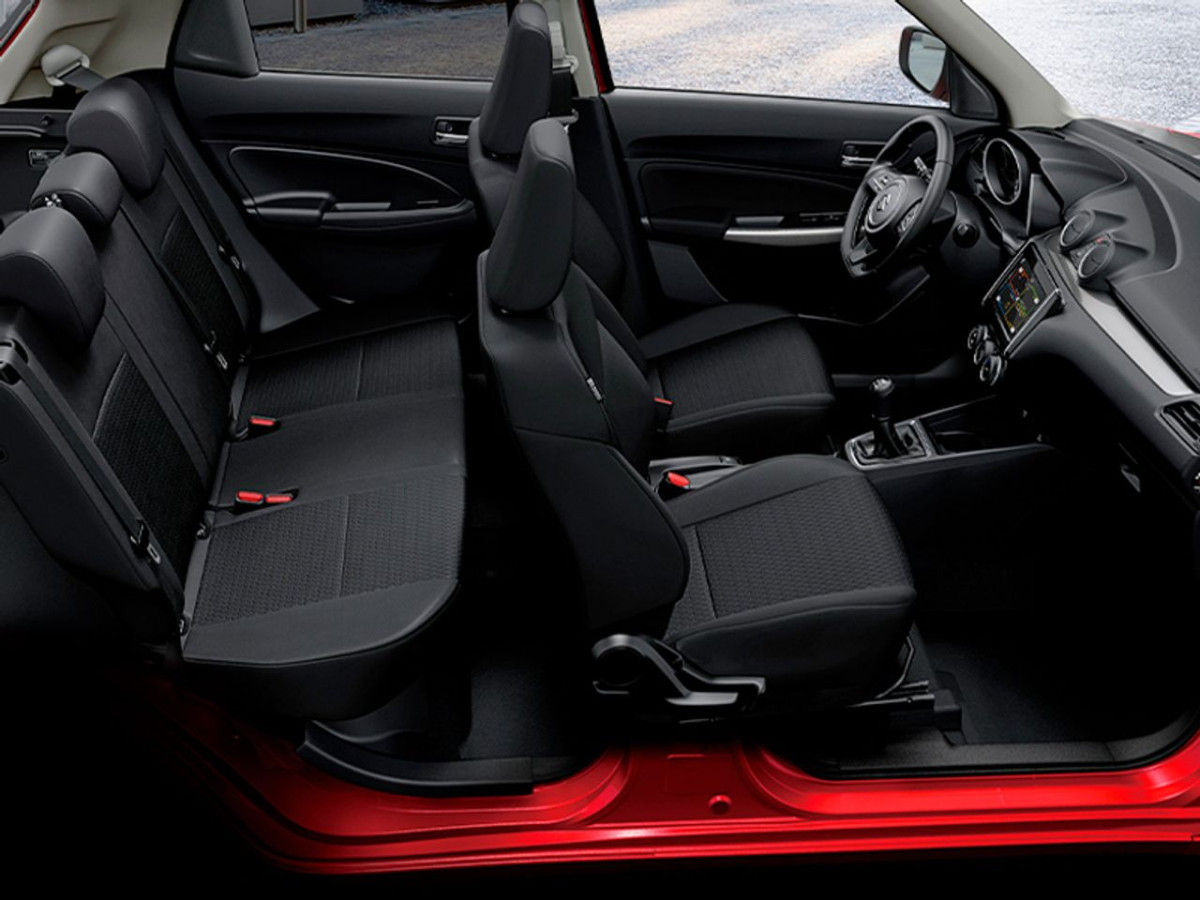 SUZUKI Swift