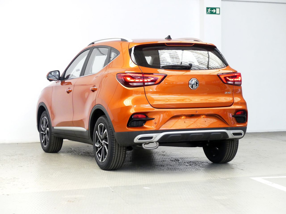 MG ZS