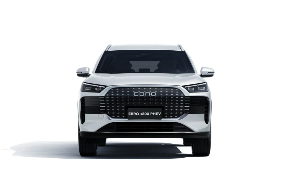 EBRO S800 PHEV