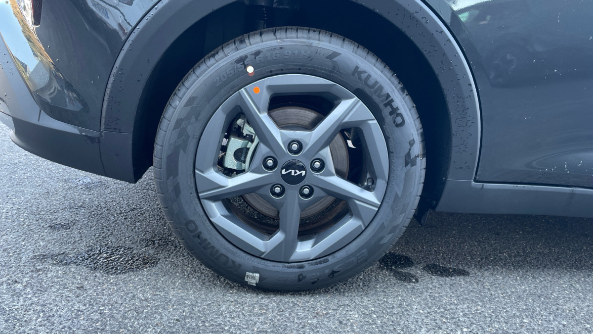 KIA K4