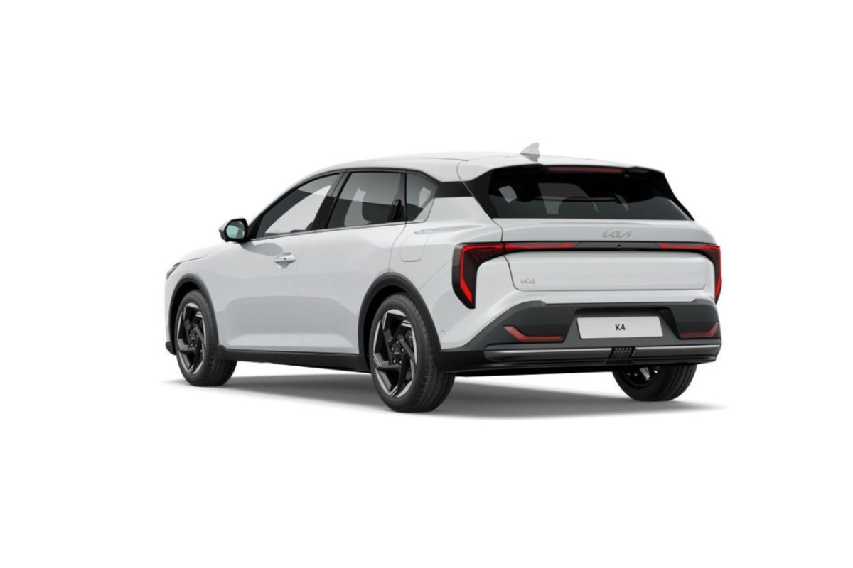 KIA K4