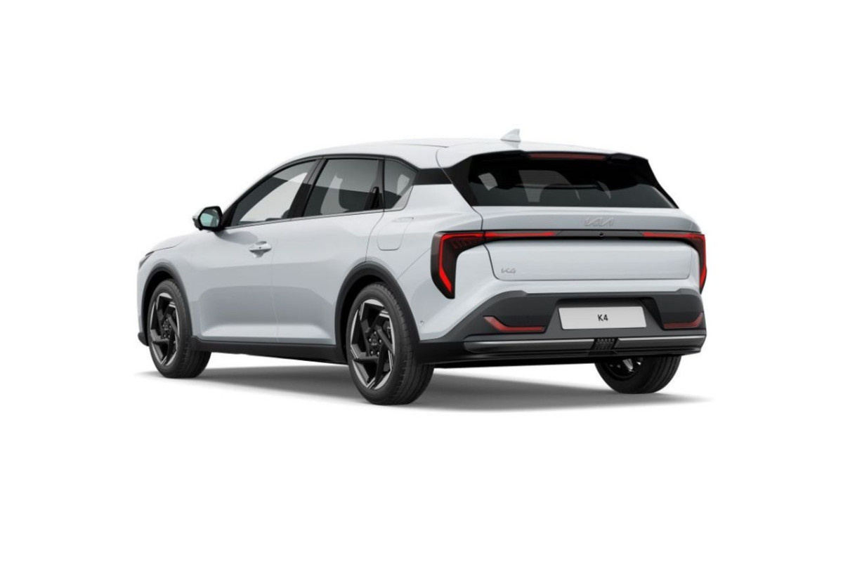 KIA K4