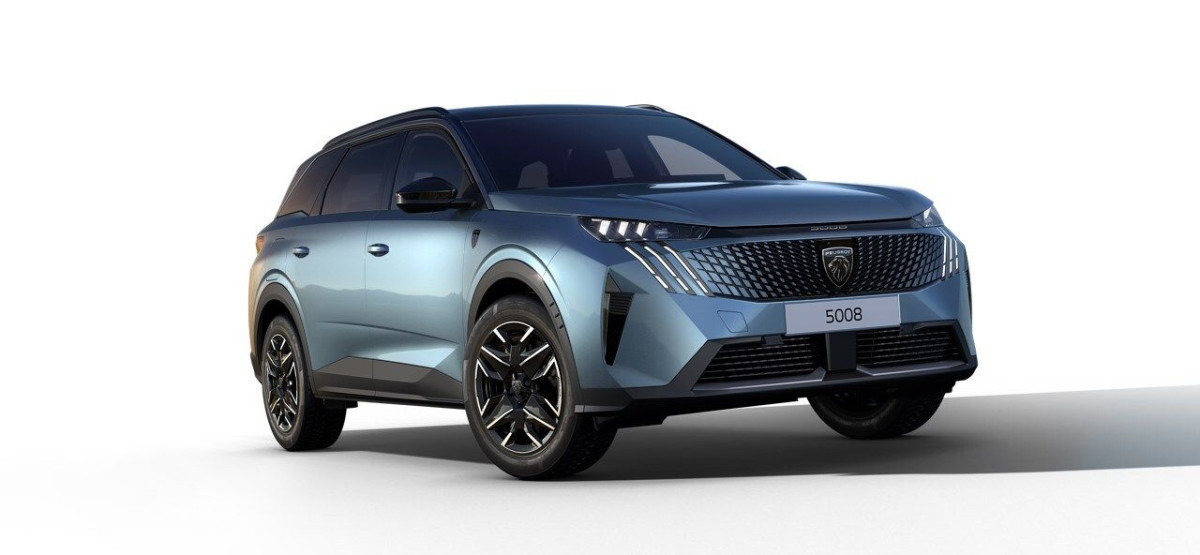 PEUGEOT 5008