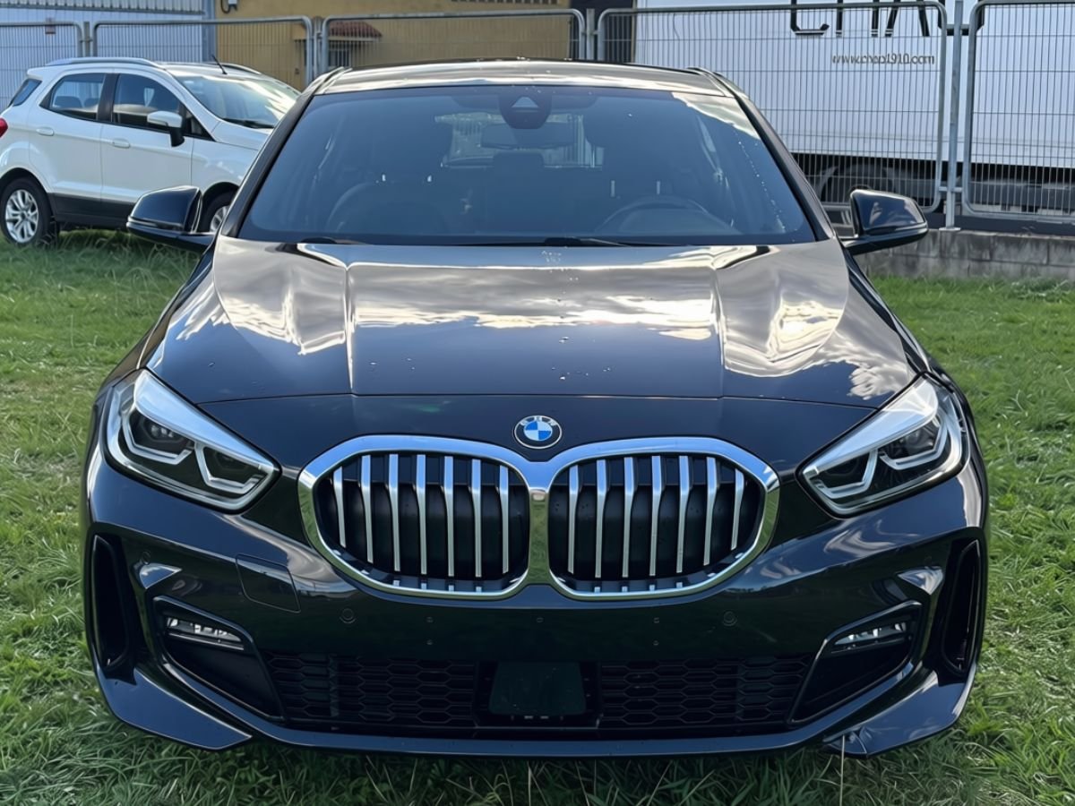 BMW SERIES 1
