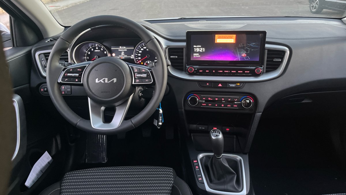 KIA XCEED