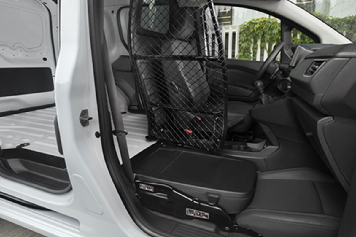 NISSAN Townstar