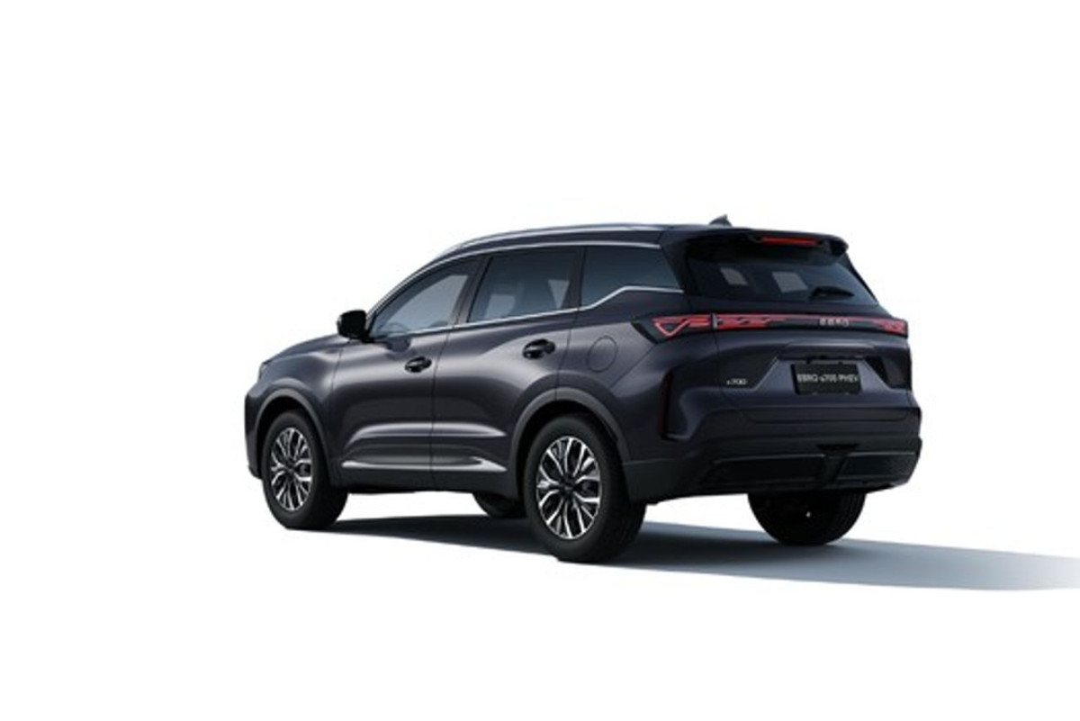 EBRO S700 PHEV