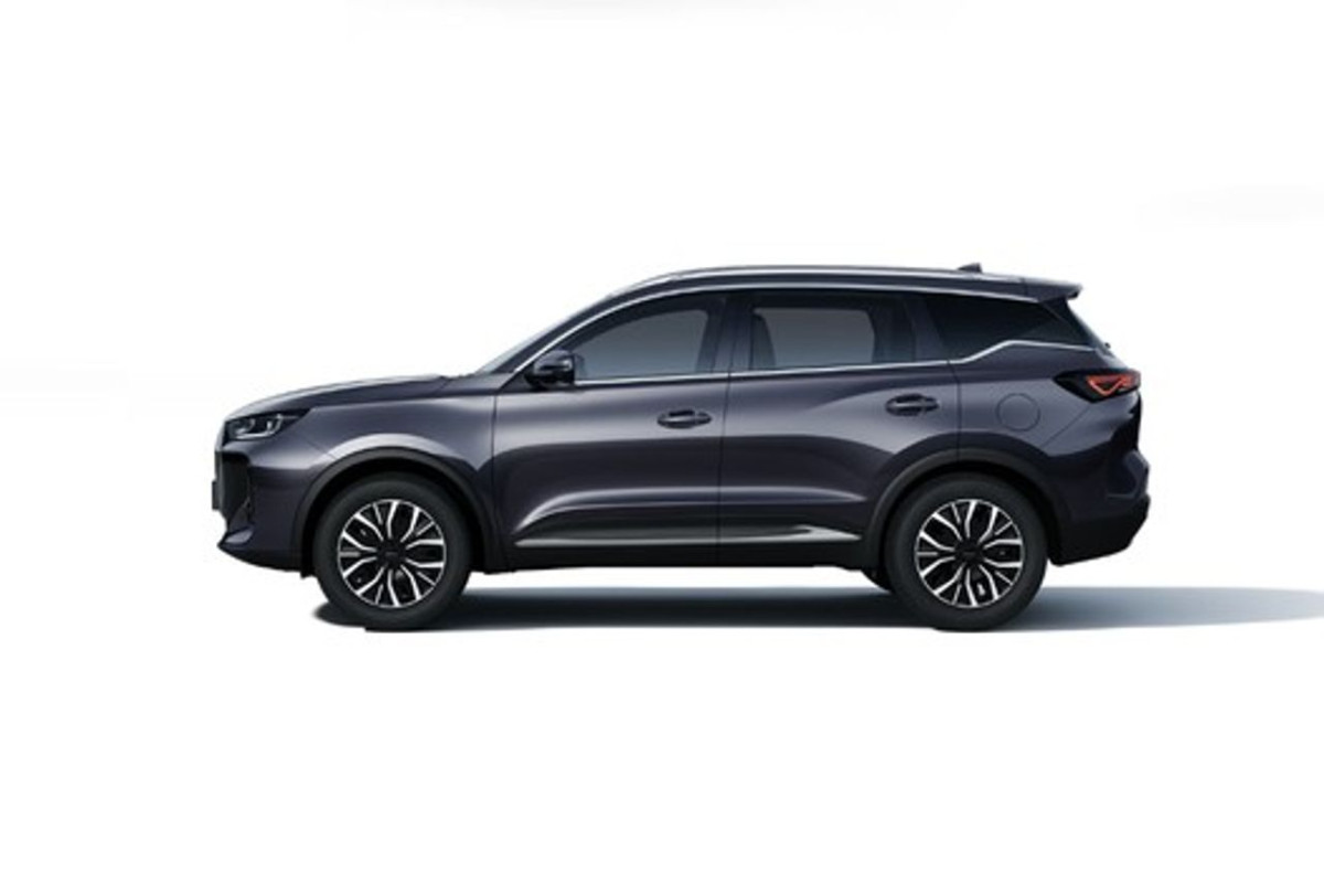 EBRO S700 PHEV